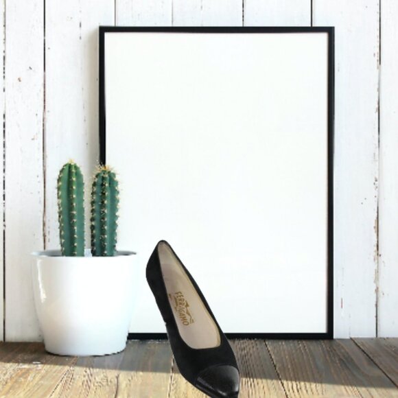 Salvatore Ferragamo Black Suede Classic Pump, Made in Italy, Size 10.5 - Picture 3 of 10